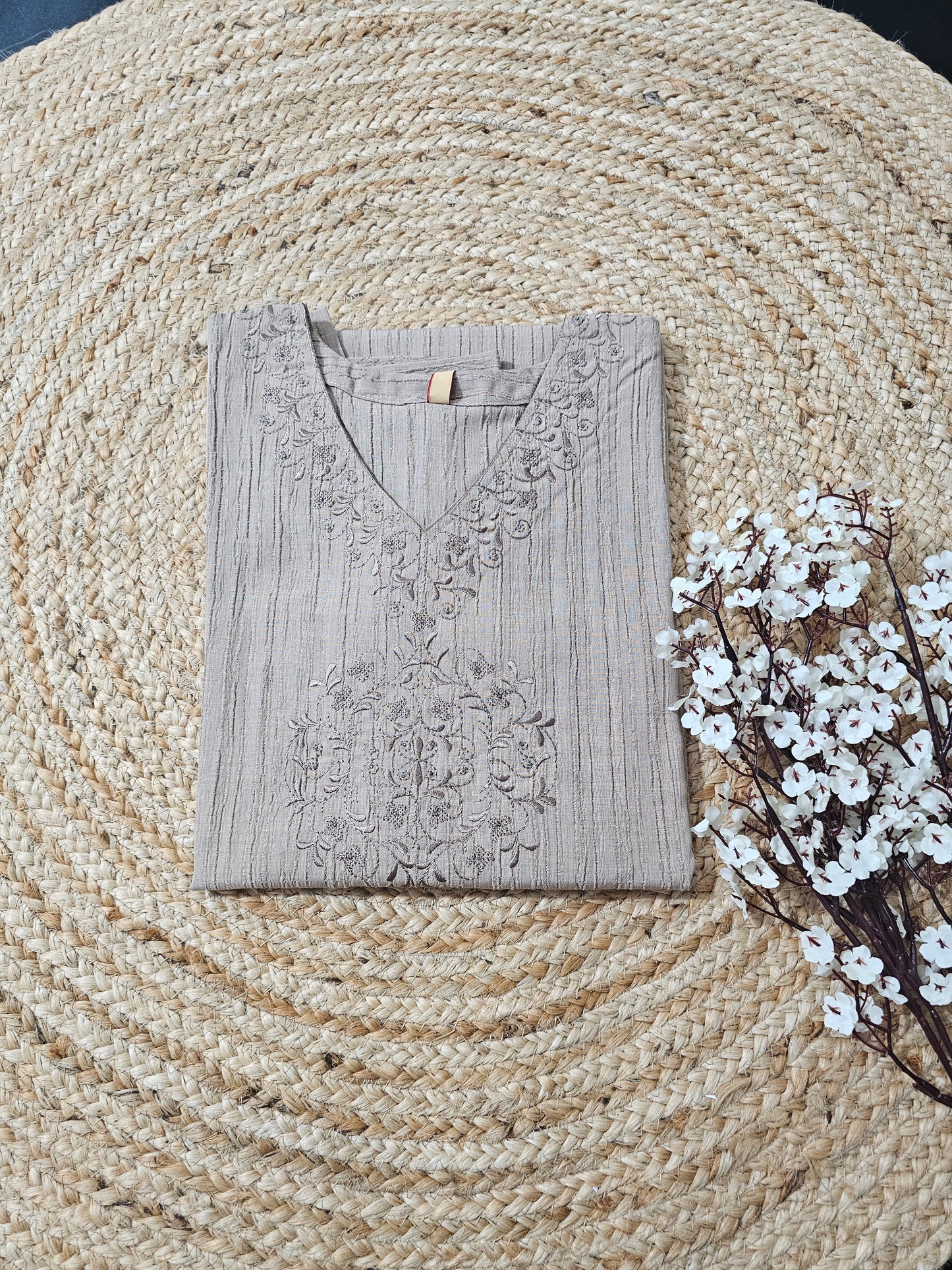 Cream kurti